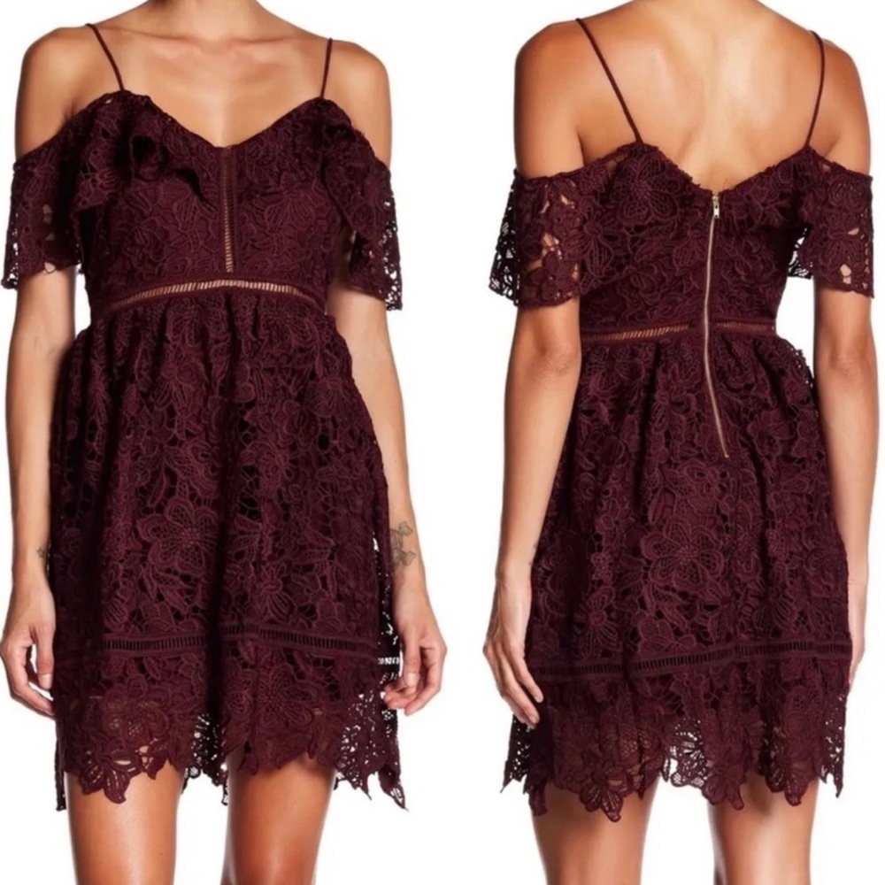 Romeo & Juliet Couture Maroon Red Lace Dress